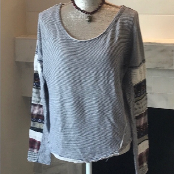 Free People sweatshirt - Picture 4 of 4